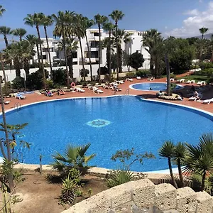 https://apartamento-playa-de-las-americas.in-canary-islands.com