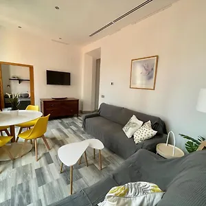 https://picassos-birth-house-charming-apartment.hotelsinnerja.org